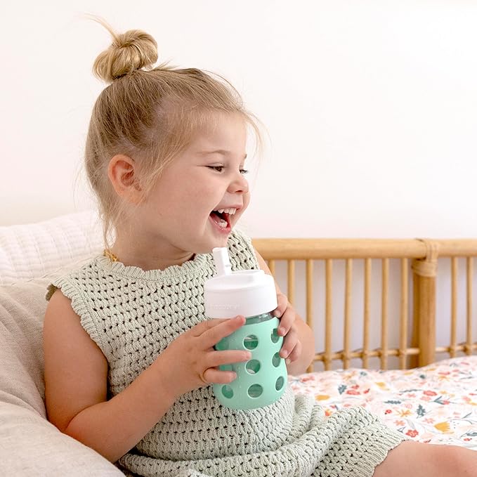 Lifefactory 8-Ounce Wide Neck Glass Baby Bottle with Protective Silicone Sleeve and Pivot Straw Cap, Stone Gray (LG2241WCG4)