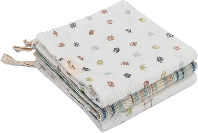 Crane Baby Hooded Towel & Washcloth Set, Charlie Farmhouse Tractor Hooded Baby Towels and Washcloths Set, Baby Bath Essentials, Washcloths for Newborn, Muslin Towel for Babies