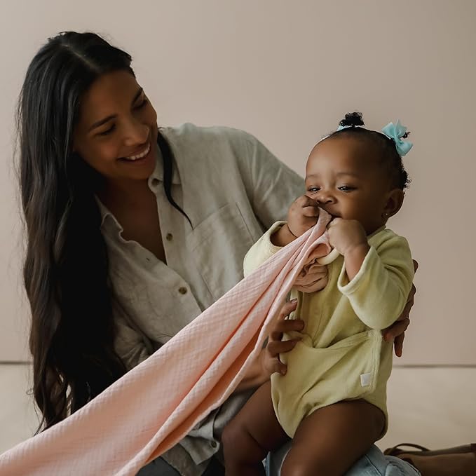 snuggle me® Nursing Cover - 100% Organic Cotton Muslin Nursing Cover Up for Breastfeeding with a BPA-Free Silicone Teether Ring, Ultra-Soft & Lightweight (33.5″ × 39.4″)