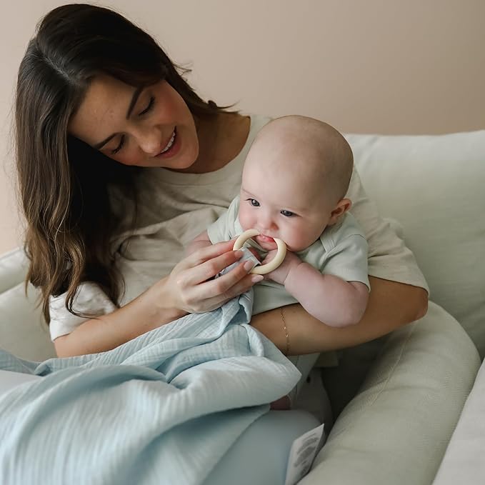 snuggle me® Nursing Cover - 100% Organic Cotton Muslin Nursing Cover Up for Breastfeeding with a BPA-Free Silicone Teether Ring, Ultra-Soft & Lightweight (33.5″ × 39.4″)