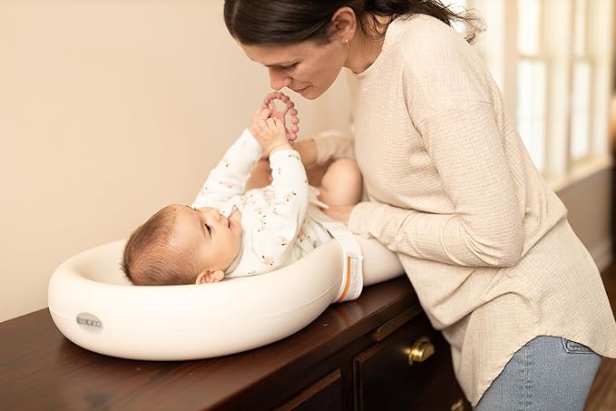 Keekaroo Peanut Changer Baby Vanilla– The Original Made in USA Easy-to-Clean Changing pad and The only Shell Over Foam, Fully Water Repellant