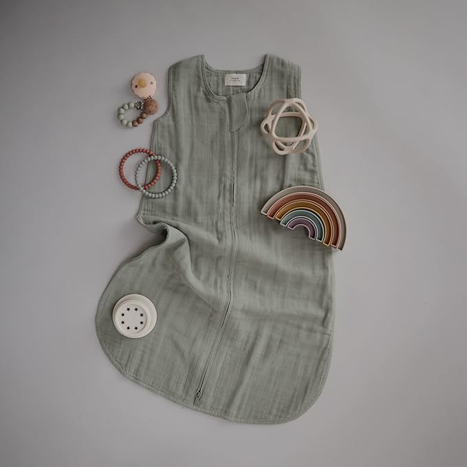 mushie 100% Silicone Baby Pacifier Clip BPA Free | Eva (Sage)