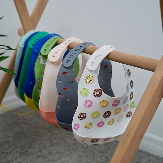 BPA-Free Silicone Baby Bibs with Travel Case, Toddlers Boys/Girls, Large Pocket, Adjustable, Toddlers 6-48 Months