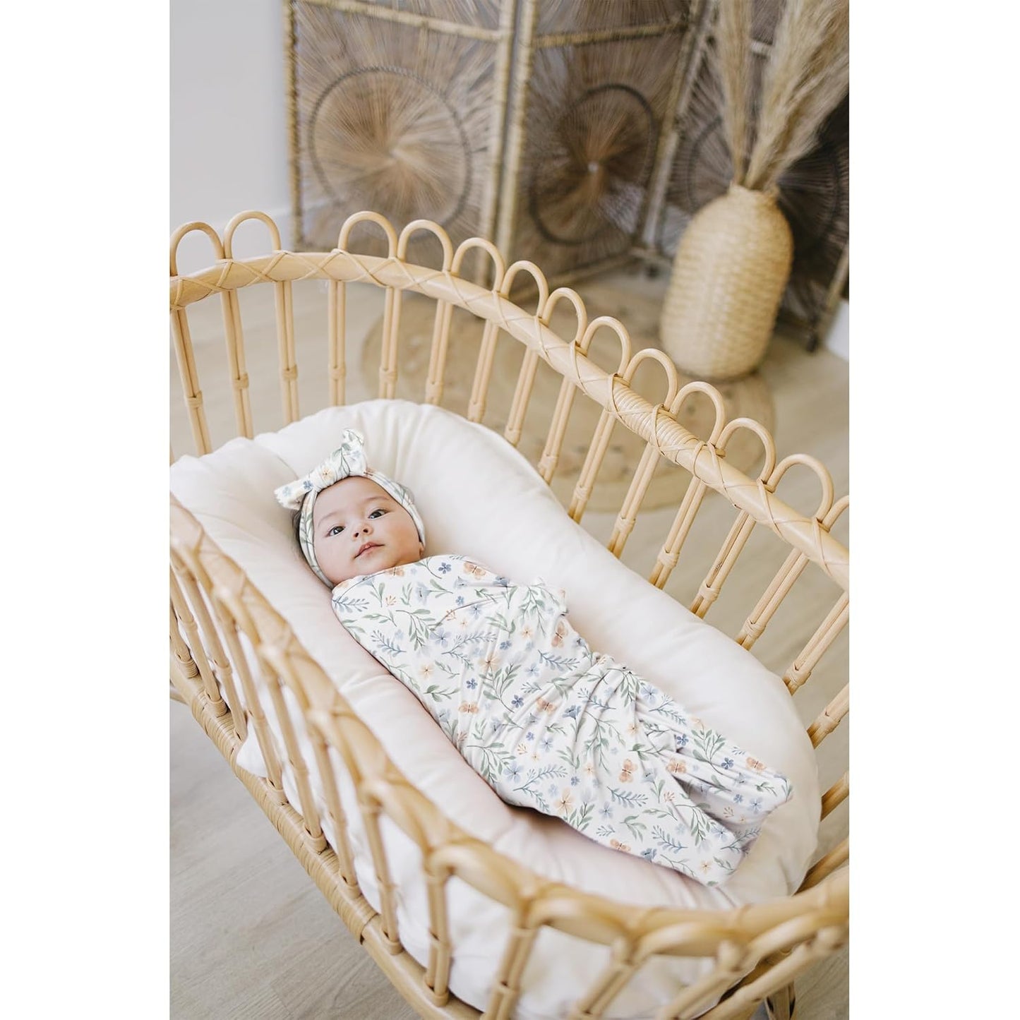 Konssy Baby Girl Newborn Receiving Blanket with Matching Headband and Beanie Set Baby Swaddle Nursery Swaddle Wrap