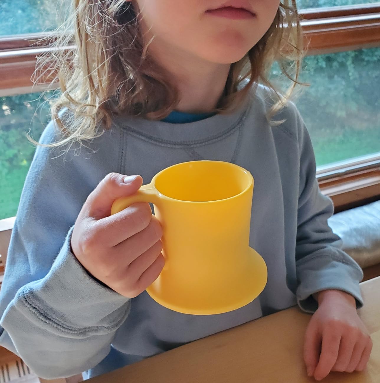 Silicone Toddler Mug with Handle, 5 oz, Color: Sun