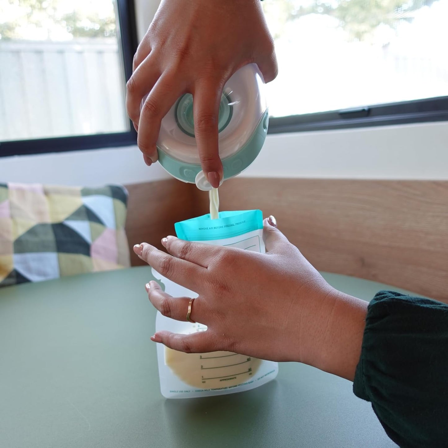 Willow - 8oz Breast Milk Storage Bags - 100ct - Double Zip Seal for Durability - Freezer & Fridge Breastmilk Storage - Easy Pour Spout for Bottle Transfer - BPA Free - Breastfeeding Essentials