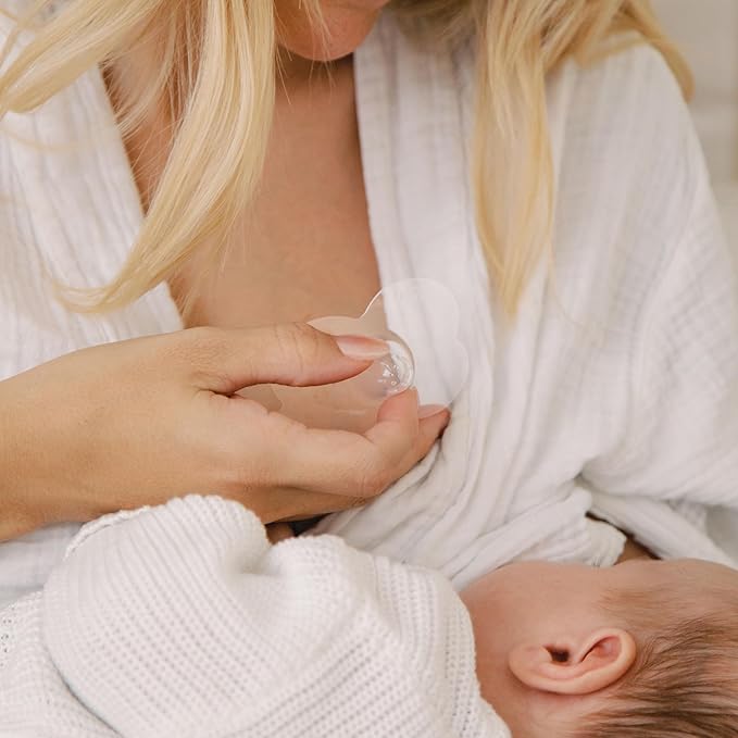 Dr. Brown's Butterfly Breastfeeding Nipple Shields for Protecting Sore, Flat or Inverted Nipples, Essential for Latching Difficulties with Microwave Sterilizer Carrying Case, 24mm