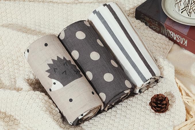 Muslin Baby Quilt 100% Cotton Newborn Blanket 47" X 47" 2 Layers Muslin Swaddle for Boy and Girl (Hedgehog Series)