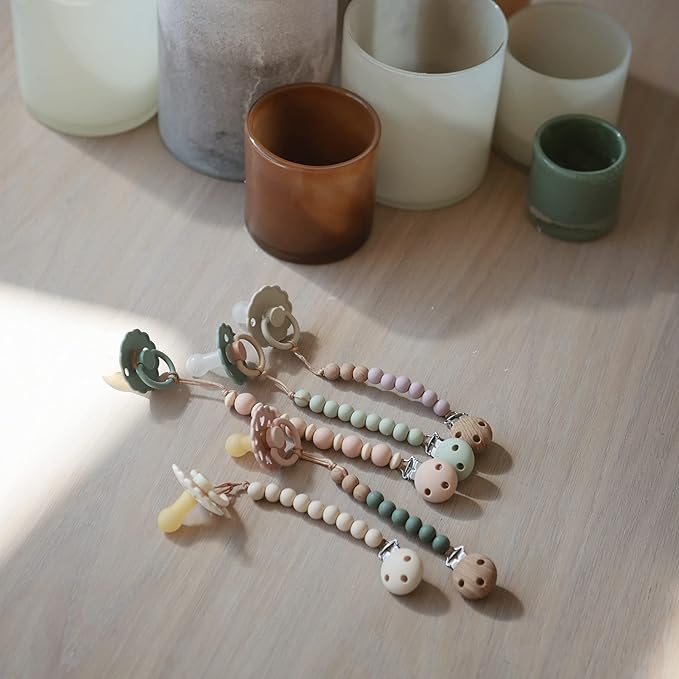 mushie 100% Silicone Baby Pacifier Clip BPA Free | Eva (Sage)