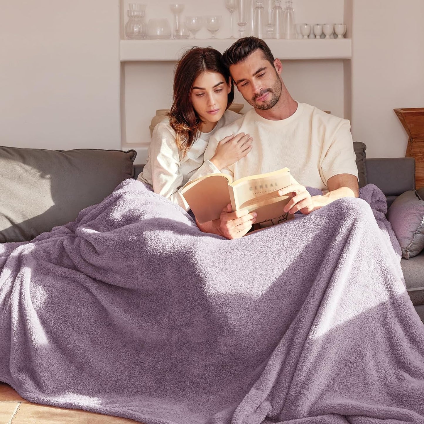 Exclusivo Mezcla Twin Size Flannel Fleece Blanket, Super Soft Velvet Plush Bed Blanket, Fuzzy Cozy and Warm for All Seasons, 60x80 Inches, Grayish Purple