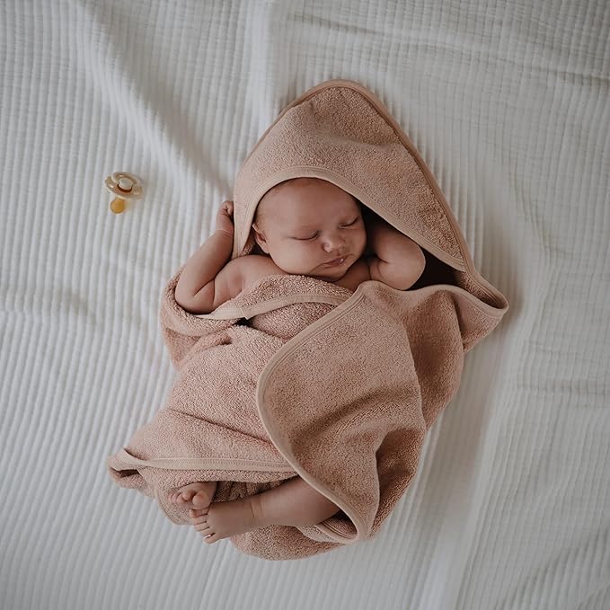 mushie Baby Hooded Towel | Organic Cotton (Blush)