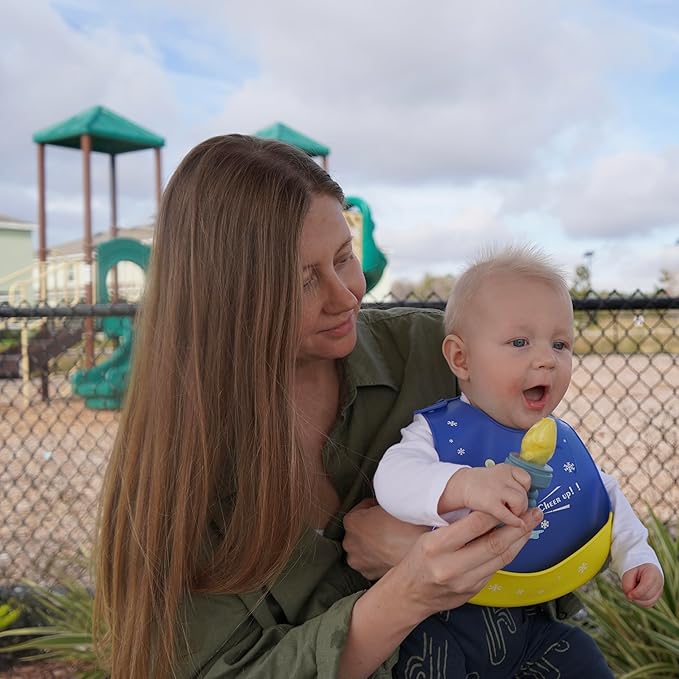 Silicone Baby Bibs Unisex, Self-Feeding, Catch-all Large Pocket, 6-48 months, BPA-Phthalate Free, w/Travel Case