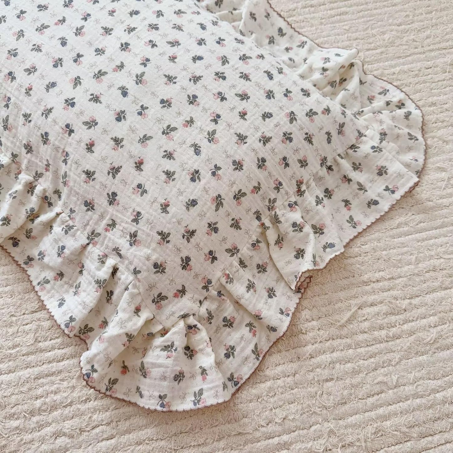 BuLuTu Chic Bellflower Pink Toddler Pillowcase with Ruffles Pillow Cover for Boys Girls 1 2 3 4 5 6 Years Old, Soft Breathable Muslin Cotton Pillow Case for Crib Cot Cradle, 14"x20", 1 pc