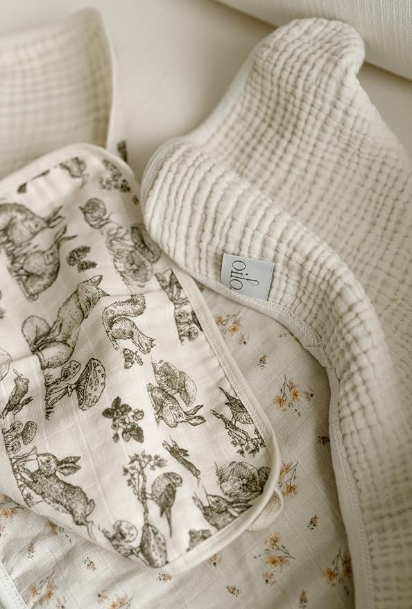 Oilo Burp Cloth 2-Pack Set, Large (12" X 22"), Organic Premium Cotton 4-Way Muslin, Luxuriously Soft, Super Absorbent, & Durable, Machine Washable, Vintage Safari & Woodland