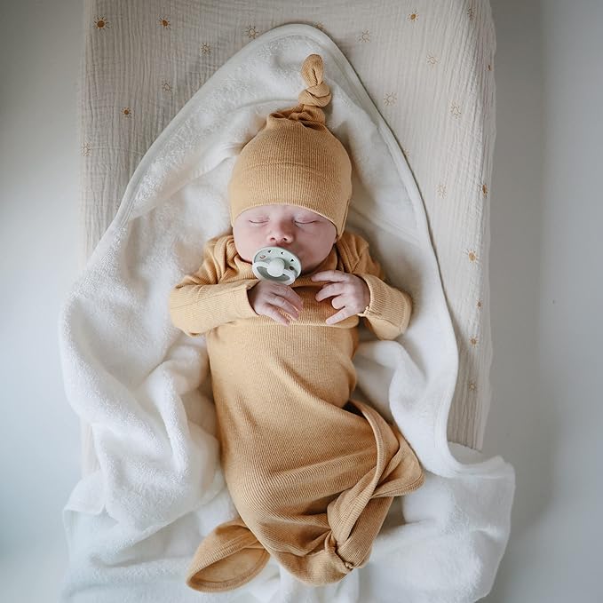 mushie Baby Hooded Towel | Organic Cotton (Pearl)