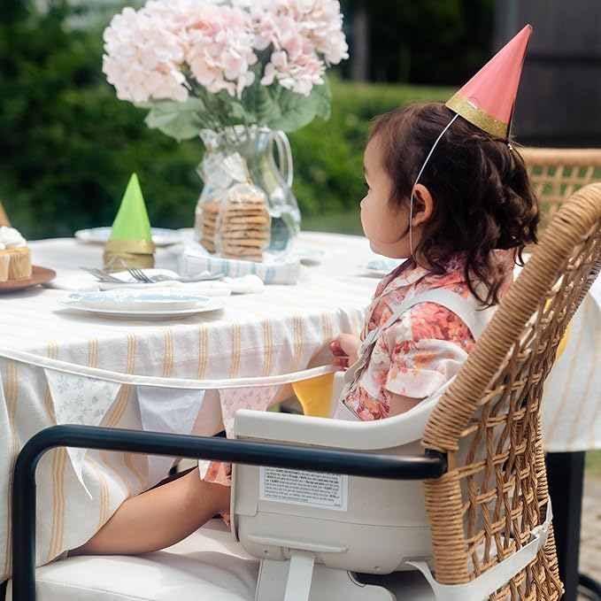 Maxi-COSI Moa 8-in-1 High Chairs for Babies and Toddlers, Machine Washable Infant High Chair, Compact, Convertible High Chair Lightweight Design, Truffle