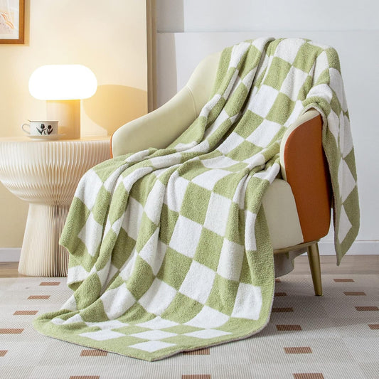 SeaRoomy Checkered Throw Blanket, Ultra Soft Cozy Microfiber Knit Throw Blanket, Warm Fluffy Reversible Checkerboard Blanket for Couch Bed Travel Picnic Room Decor(Sage Green, 60"×79")