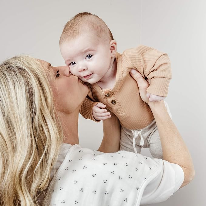 WeeSprout Unisex Organic Towel Cotton Burp Cloths, Set of 4, Four Ultra-Absorbent Layers Keep Clothes Dry, Button Transforms into Baby Bib, Machine Washable & Dryer Safe (Neutral Set, Full)