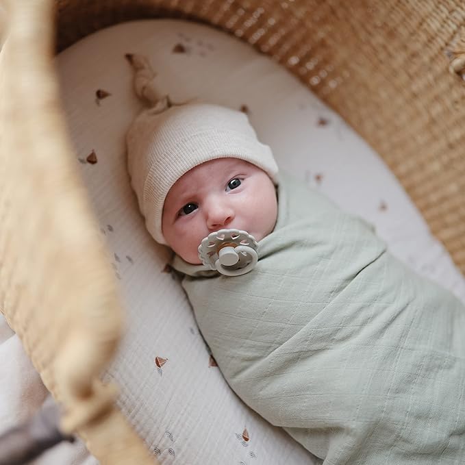 mushie Muslin Baby Swaddle Blanket | 100% Organic Cotton (Sage)