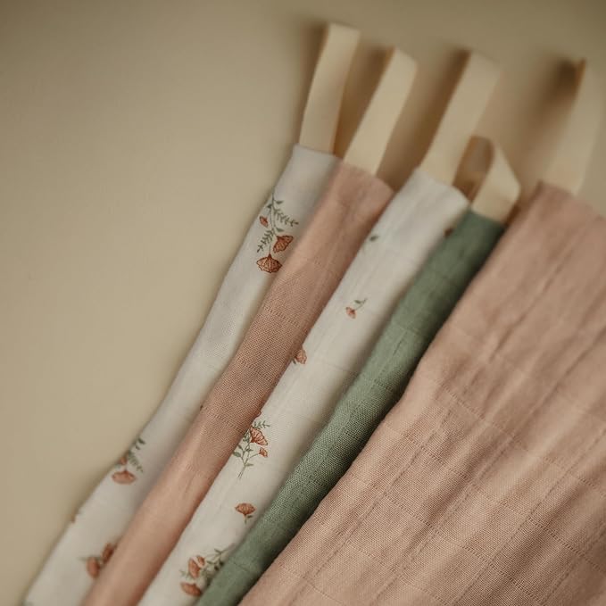 mushie Muslin Organic Cotton Washcloths 5-Pack (Pink Flowers Combo) | Soft Wipes for Baby Cleanups and Bathing