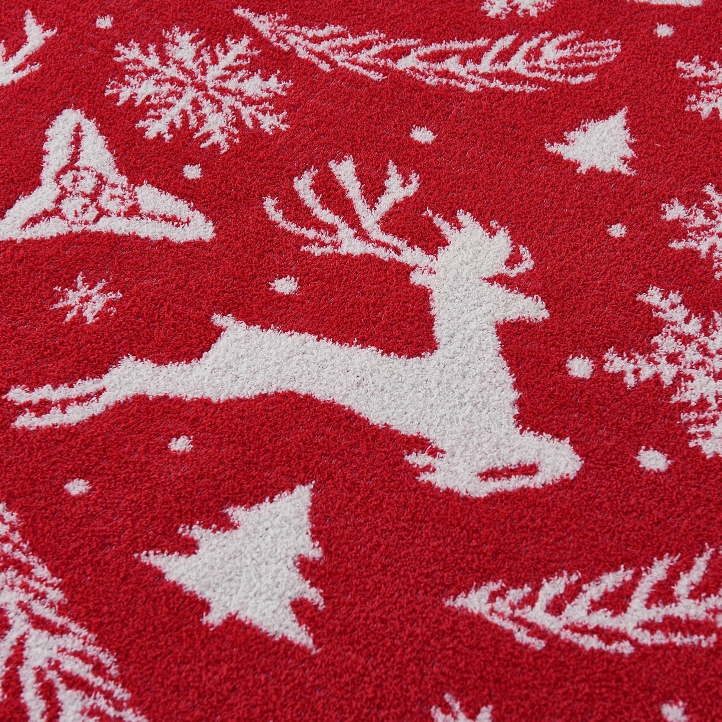 SeaRoomy Christmas Blanket, Ultra Soft Cozy Fuzzy Warm Reversible Knit Throw Blanket for Couch, Microfiber Lightweight Knitted Blanket Holiday Theme Home Christmas Decor (Reindeer, 51"×63")