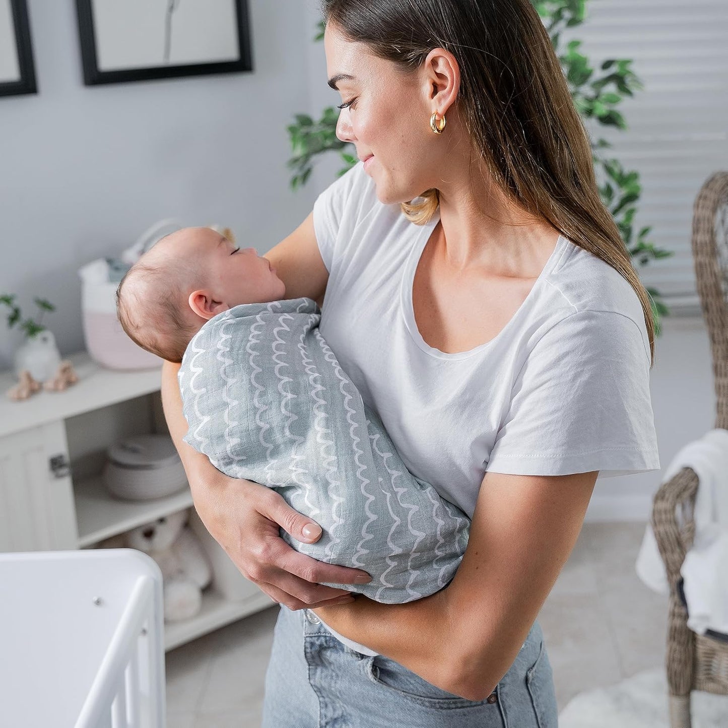 Comfy Cubs Muslin Swaddle Blankets Pack of 1 - 47 x 47 Inch Soft Cotton Baby Blanket Set, Large Multipurpose Wraps for Newborns - Self-Soothing Swaddles for Newborns - Green Doodle