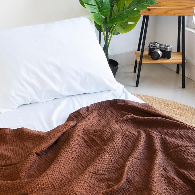 Salt Earth GOTS Certified 100% Organic Cotton Throw Blanket, 60" X 80" Blankets & Throws for Bed, Throw Blanket for Couch,Modern & Cozy Blanket, All Season Waffle Blanket, Soft Blanket (Potting Soil)