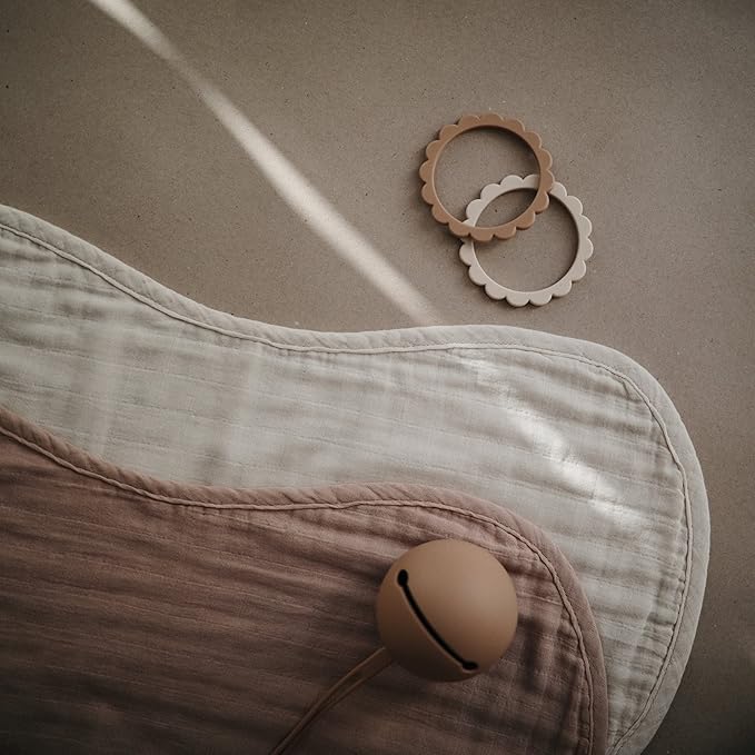 mushie Muslin Baby Burp Cloths | 100% Organic Cotton, Set of 2 (Natural/Fog)