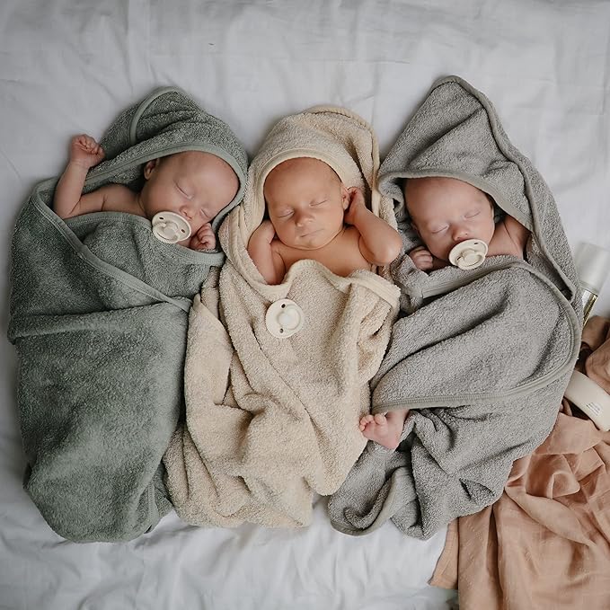 mushie Baby Hooded Towel | Organic Cotton (Gray)